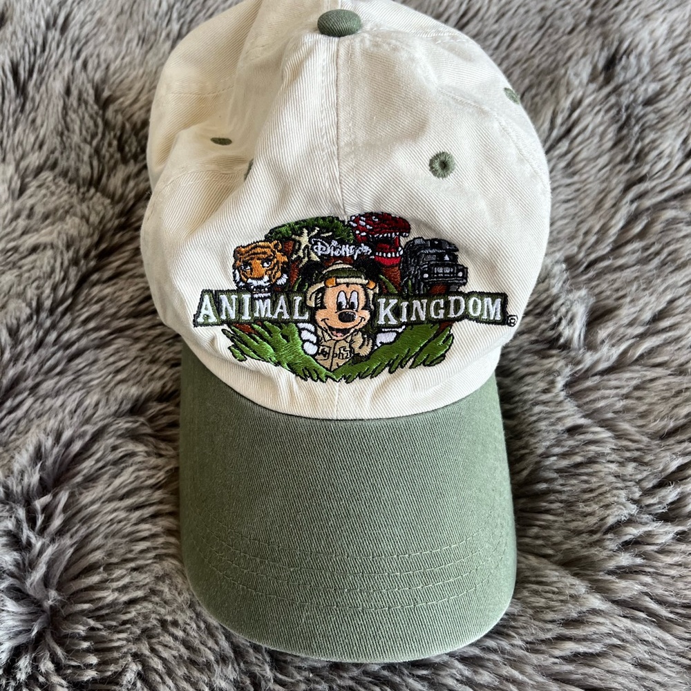 ✨2/25✨Animal Kingdom Kids Embroidered Cap